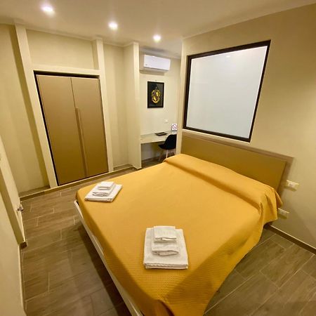 Il Conte Tasso Apartment Палермо Екстериор снимка