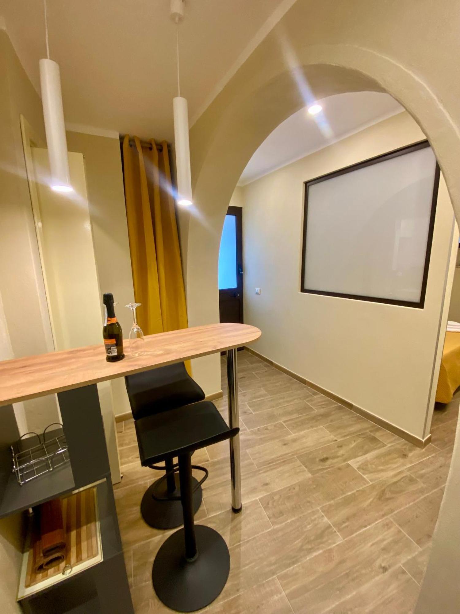 Il Conte Tasso Apartment Палермо Екстериор снимка